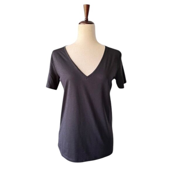 THEORY Women's Atmos Light Short Sleeve V-Neck Tee Shirt Top Black Medium NWT - Picture 3 of 14